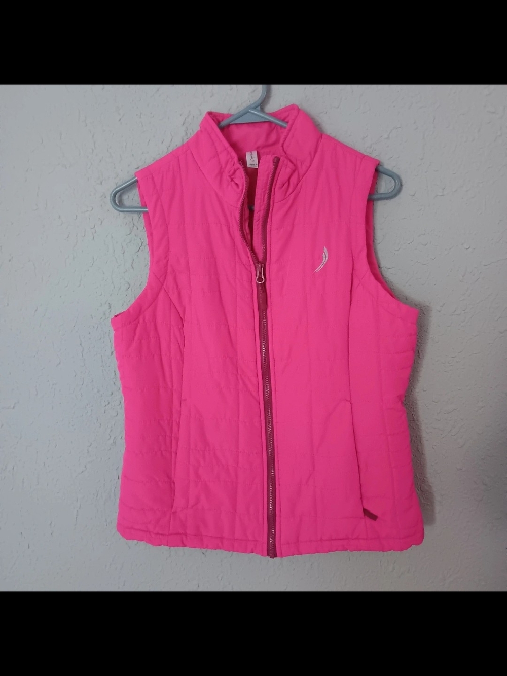 NWT Exertek Women's Hot Pink Quilted Sleeveless Vest
